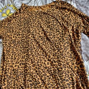 Leopard print t-shirt